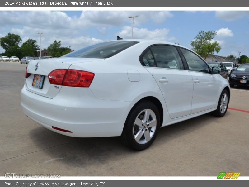 Pure White / Titan Black 2014 Volkswagen Jetta TDI Sedan