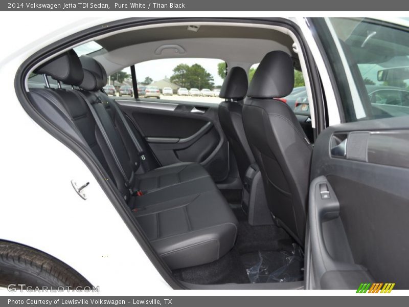Pure White / Titan Black 2014 Volkswagen Jetta TDI Sedan