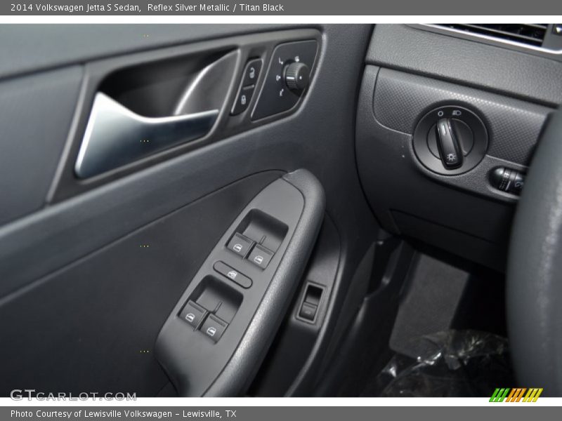 Reflex Silver Metallic / Titan Black 2014 Volkswagen Jetta S Sedan