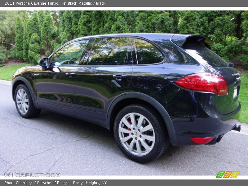 Jet Black Metallic / Black 2011 Porsche Cayenne Turbo