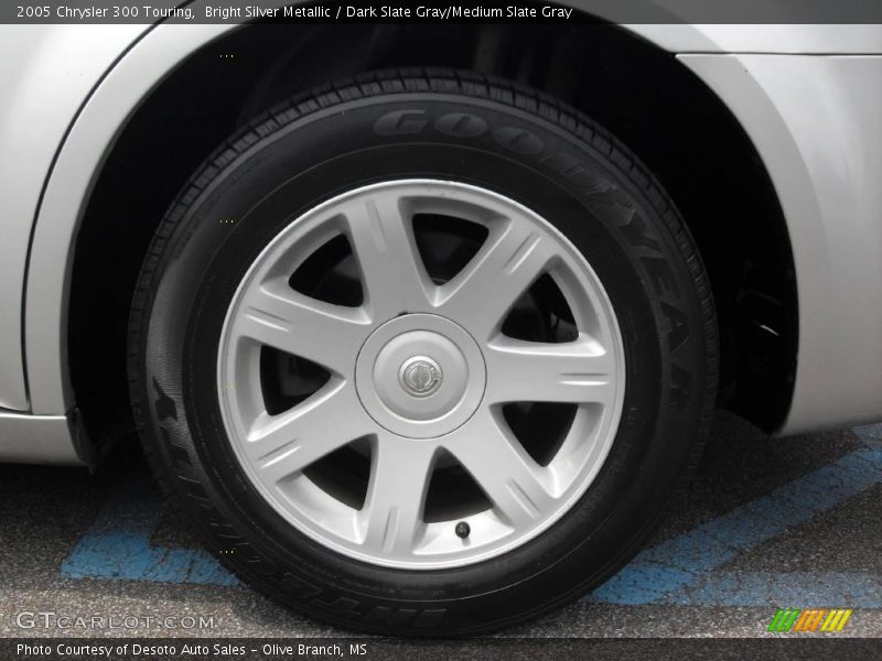 Bright Silver Metallic / Dark Slate Gray/Medium Slate Gray 2005 Chrysler 300 Touring