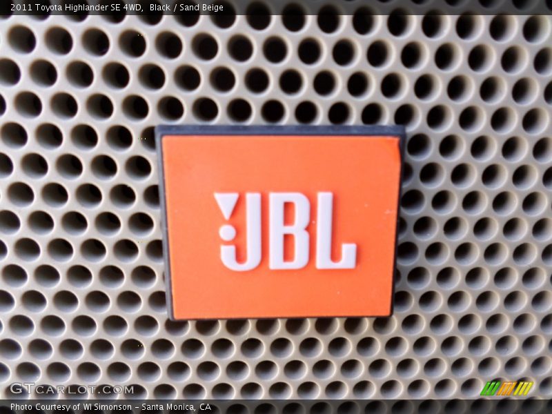 Black / Sand Beige 2011 Toyota Highlander SE 4WD