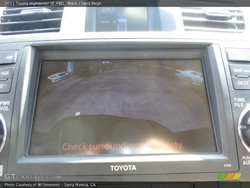 Black / Sand Beige 2011 Toyota Highlander SE 4WD