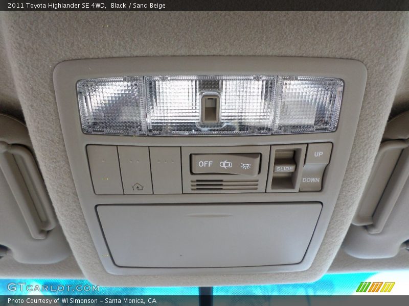 Black / Sand Beige 2011 Toyota Highlander SE 4WD