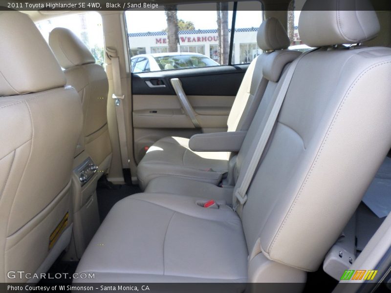 Black / Sand Beige 2011 Toyota Highlander SE 4WD