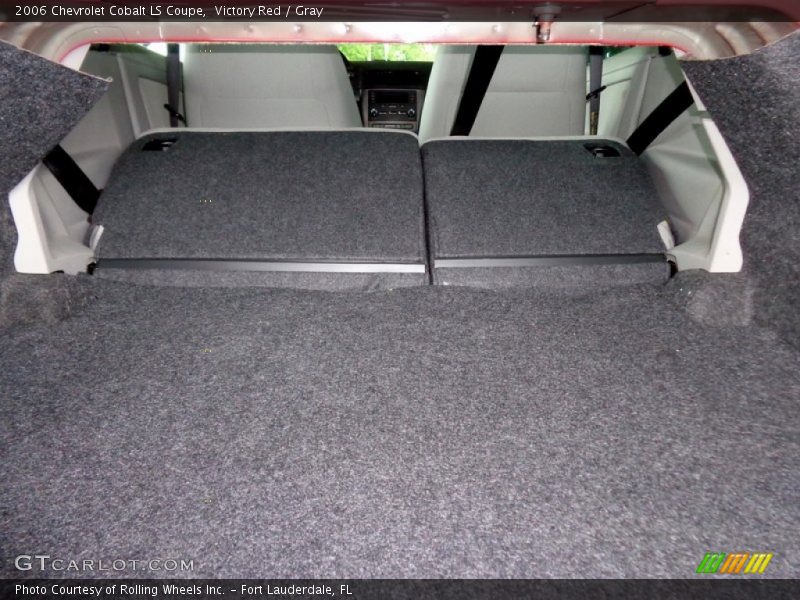  2006 Cobalt LS Coupe Trunk