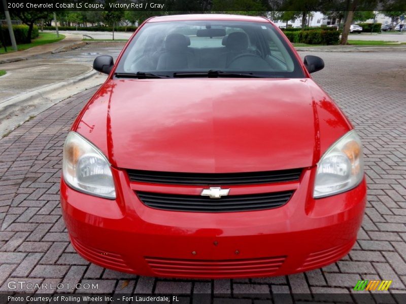 Victory Red / Gray 2006 Chevrolet Cobalt LS Coupe
