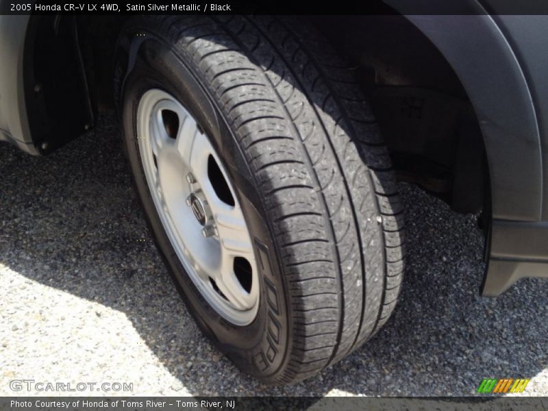 Satin Silver Metallic / Black 2005 Honda CR-V LX 4WD