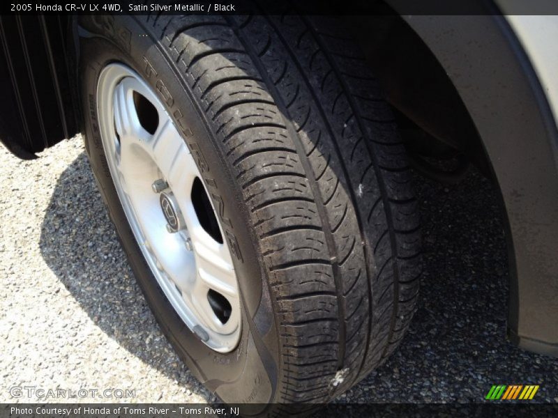 Satin Silver Metallic / Black 2005 Honda CR-V LX 4WD