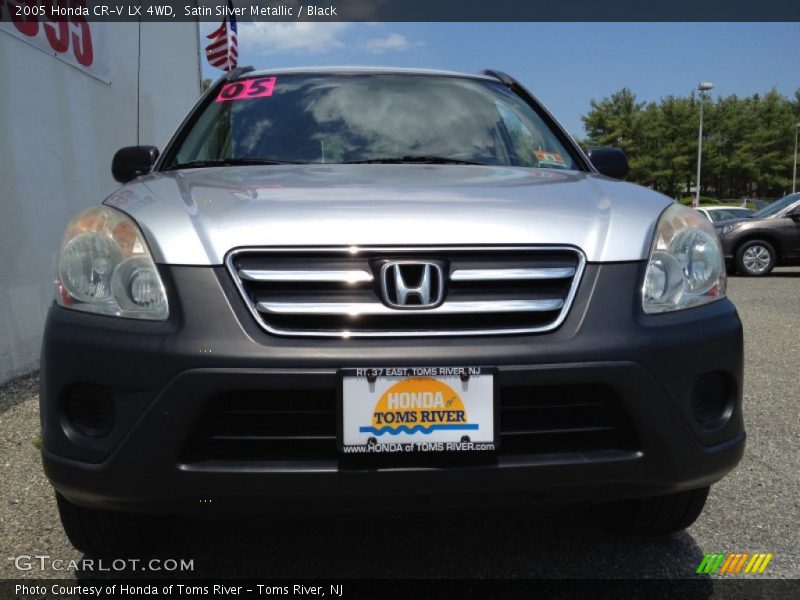 Satin Silver Metallic / Black 2005 Honda CR-V LX 4WD