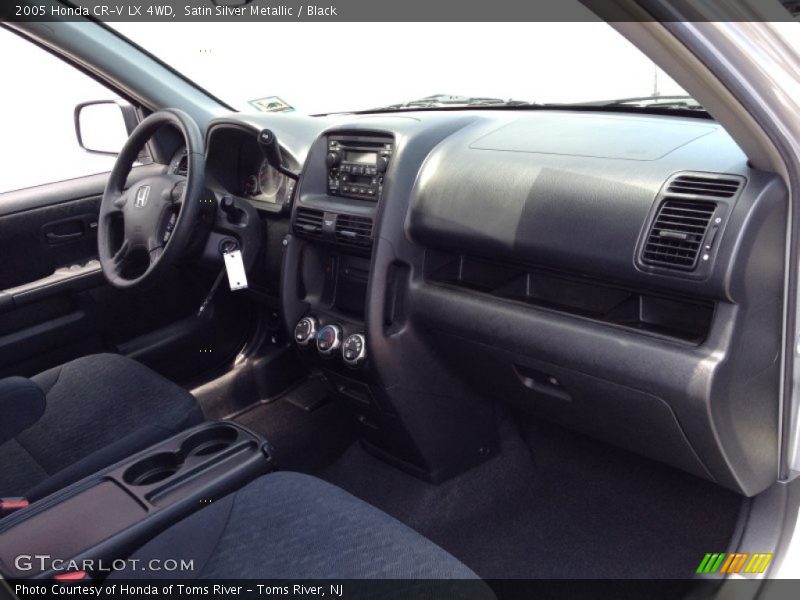 Satin Silver Metallic / Black 2005 Honda CR-V LX 4WD