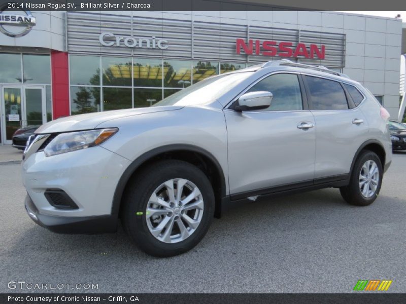 Brilliant Silver / Charcoal 2014 Nissan Rogue SV