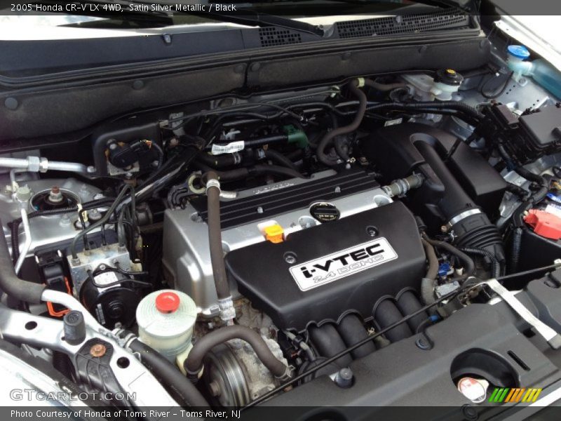Satin Silver Metallic / Black 2005 Honda CR-V LX 4WD