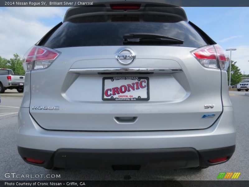 Brilliant Silver / Charcoal 2014 Nissan Rogue SV