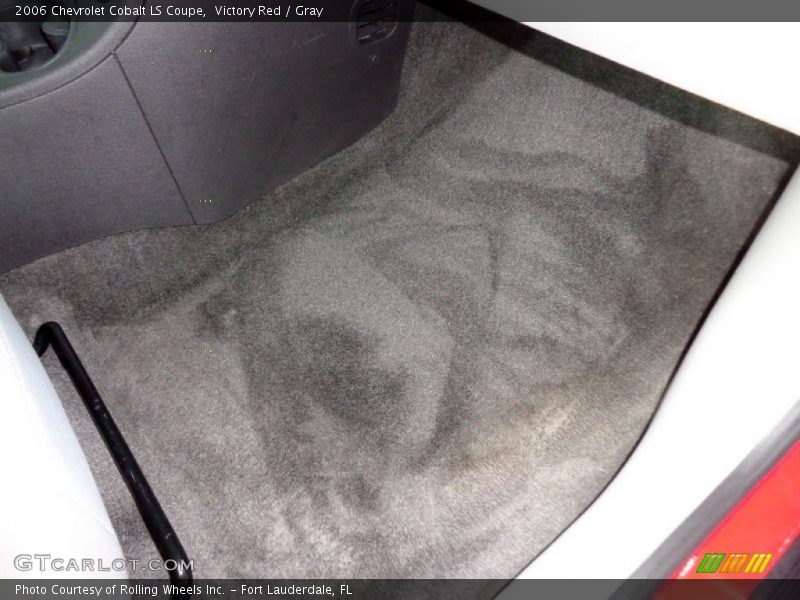 Victory Red / Gray 2006 Chevrolet Cobalt LS Coupe