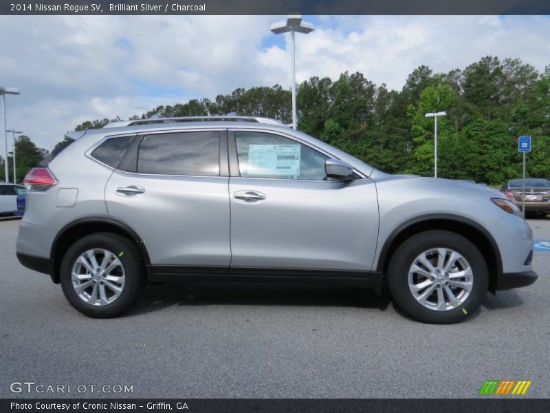 Brilliant Silver / Charcoal 2014 Nissan Rogue SV