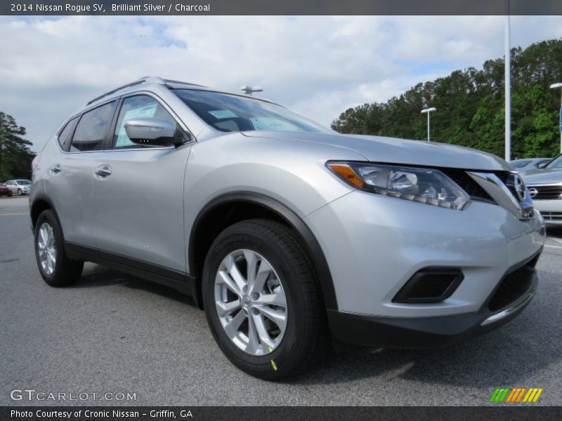 Brilliant Silver / Charcoal 2014 Nissan Rogue SV
