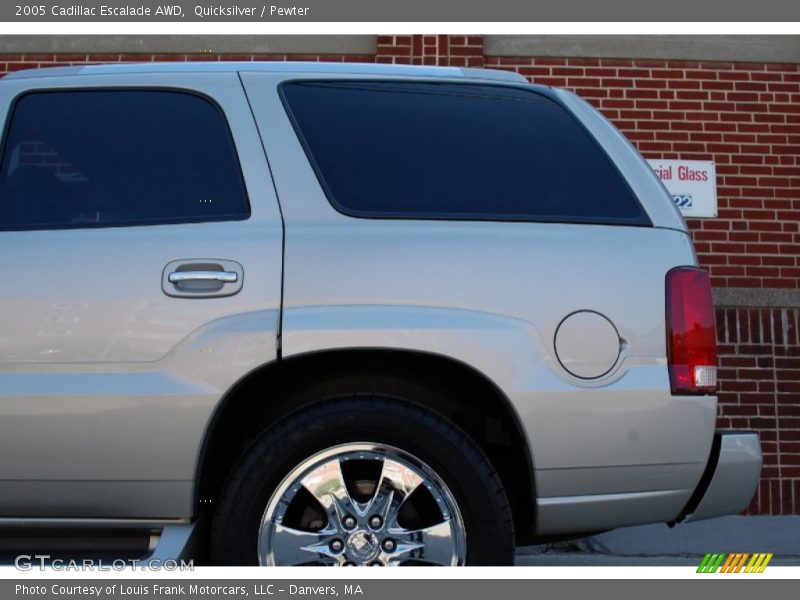 Quicksilver / Pewter 2005 Cadillac Escalade AWD