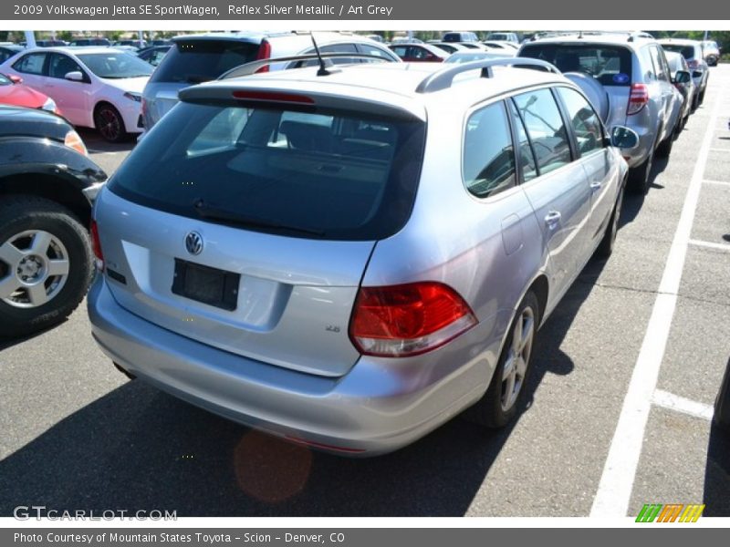 Reflex Silver Metallic / Art Grey 2009 Volkswagen Jetta SE SportWagen