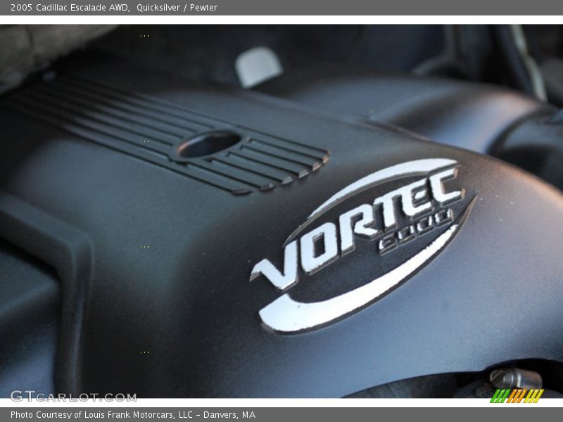 Quicksilver / Pewter 2005 Cadillac Escalade AWD