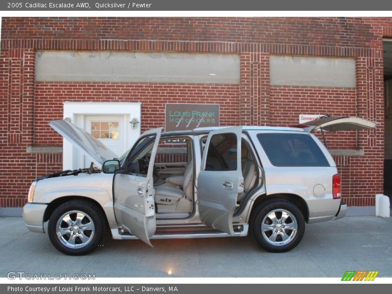 Quicksilver / Pewter 2005 Cadillac Escalade AWD