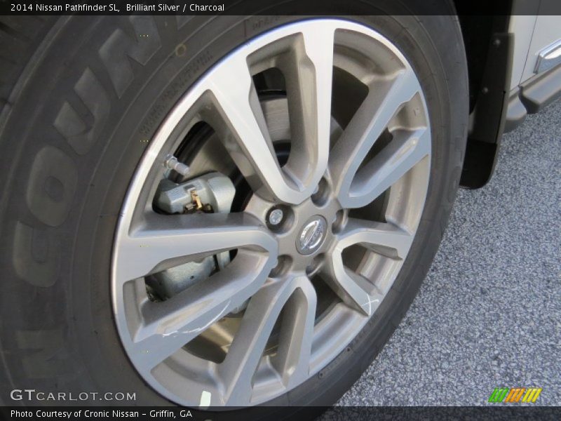 Brilliant Silver / Charcoal 2014 Nissan Pathfinder SL