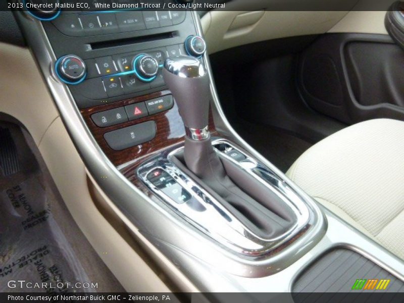 White Diamond Tricoat / Cocoa/Light Neutral 2013 Chevrolet Malibu ECO