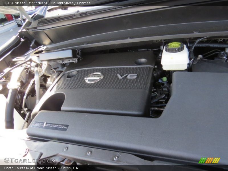 Brilliant Silver / Charcoal 2014 Nissan Pathfinder SL