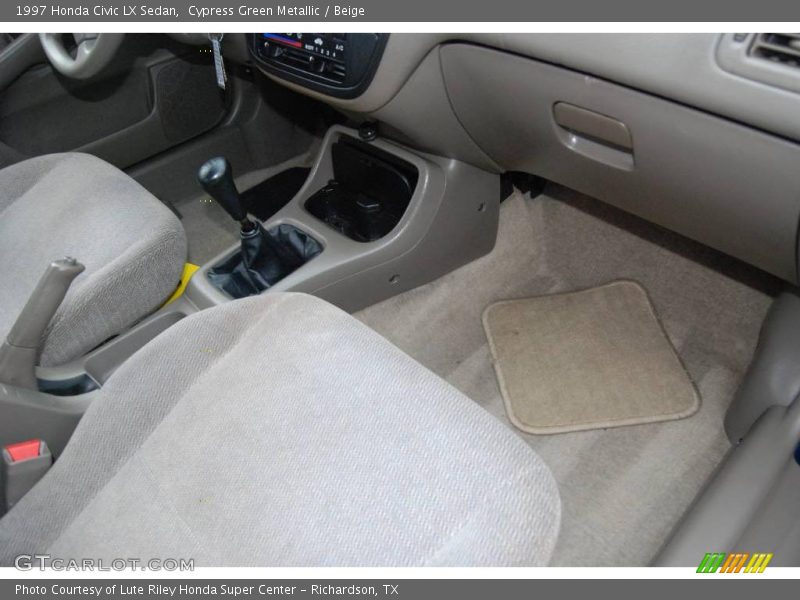 Cypress Green Metallic / Beige 1997 Honda Civic LX Sedan