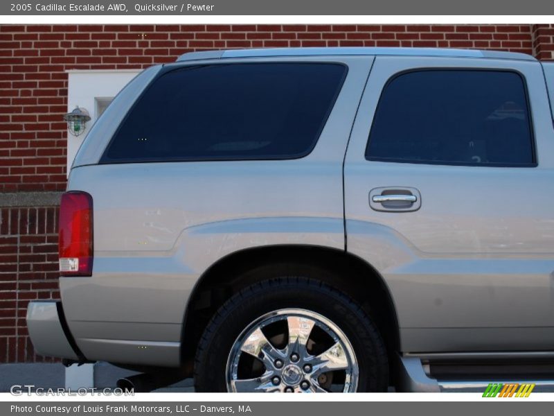 Quicksilver / Pewter 2005 Cadillac Escalade AWD