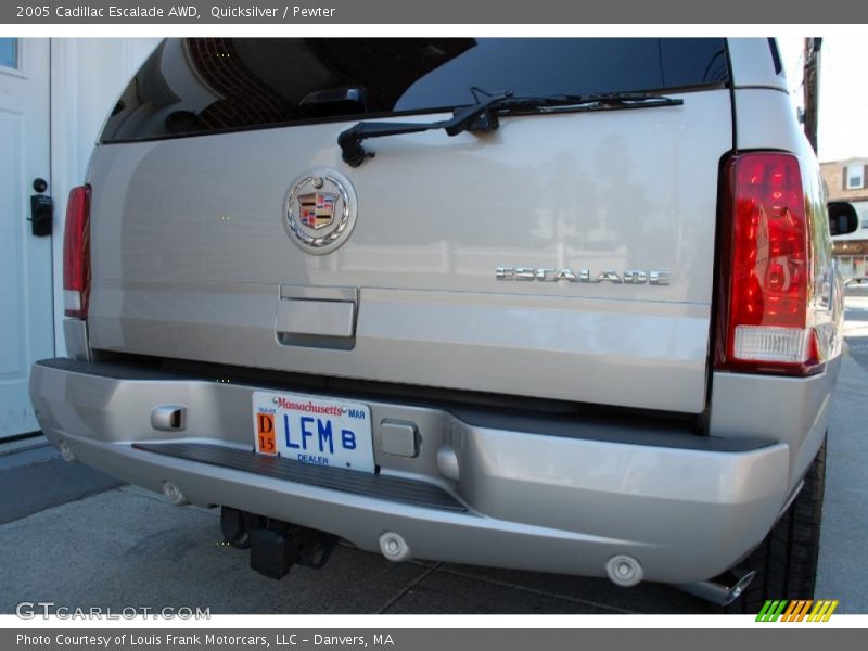 Quicksilver / Pewter 2005 Cadillac Escalade AWD