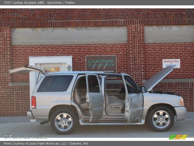 Quicksilver / Pewter 2005 Cadillac Escalade AWD