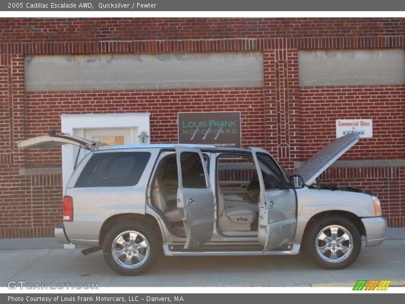 Quicksilver / Pewter 2005 Cadillac Escalade AWD