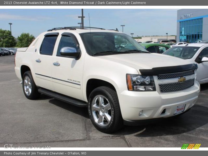 White Diamond Tricoat / Dark Cashmere/Light Cashmere 2013 Chevrolet Avalanche LTZ 4x4