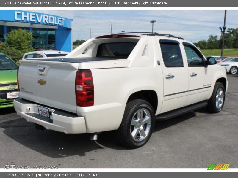 White Diamond Tricoat / Dark Cashmere/Light Cashmere 2013 Chevrolet Avalanche LTZ 4x4