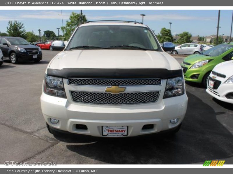 White Diamond Tricoat / Dark Cashmere/Light Cashmere 2013 Chevrolet Avalanche LTZ 4x4