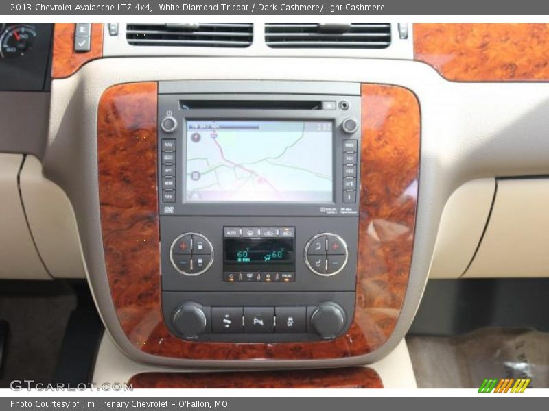 White Diamond Tricoat / Dark Cashmere/Light Cashmere 2013 Chevrolet Avalanche LTZ 4x4