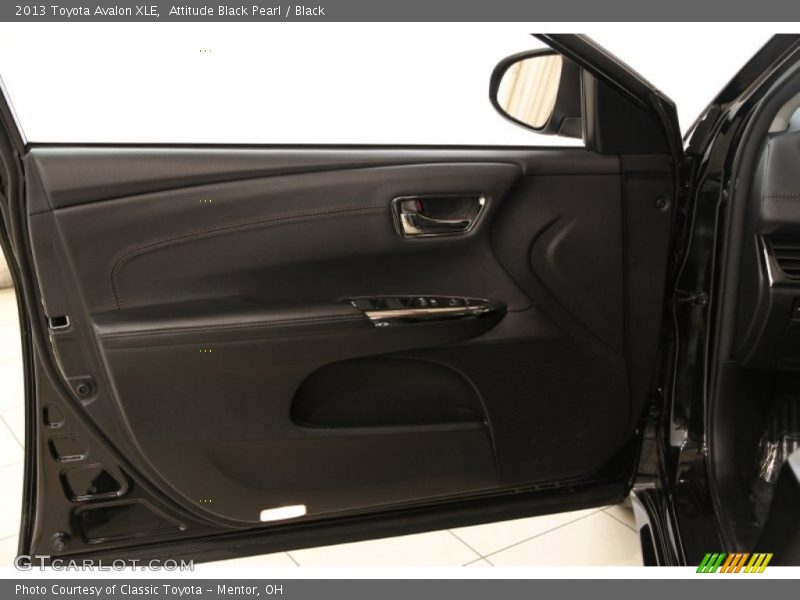 Attitude Black Pearl / Black 2013 Toyota Avalon XLE