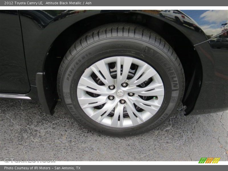 Attitude Black Metallic / Ash 2012 Toyota Camry LE
