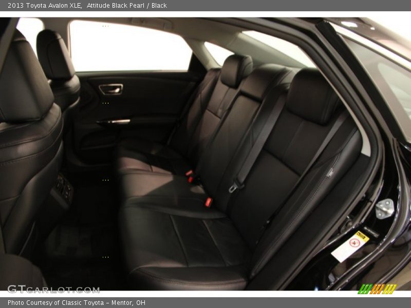 Attitude Black Pearl / Black 2013 Toyota Avalon XLE