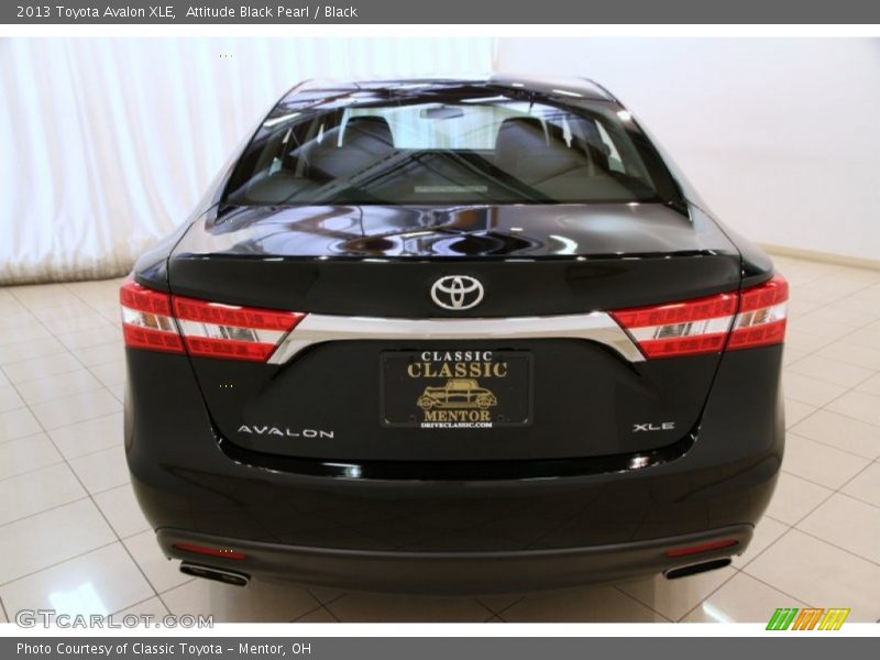 Attitude Black Pearl / Black 2013 Toyota Avalon XLE