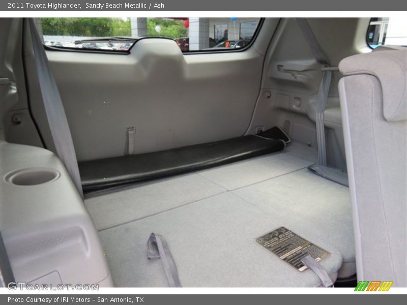 Sandy Beach Metallic / Ash 2011 Toyota Highlander