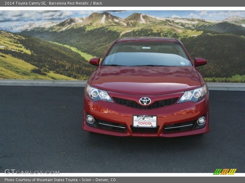 Barcelona Red Metallic / Black 2014 Toyota Camry SE