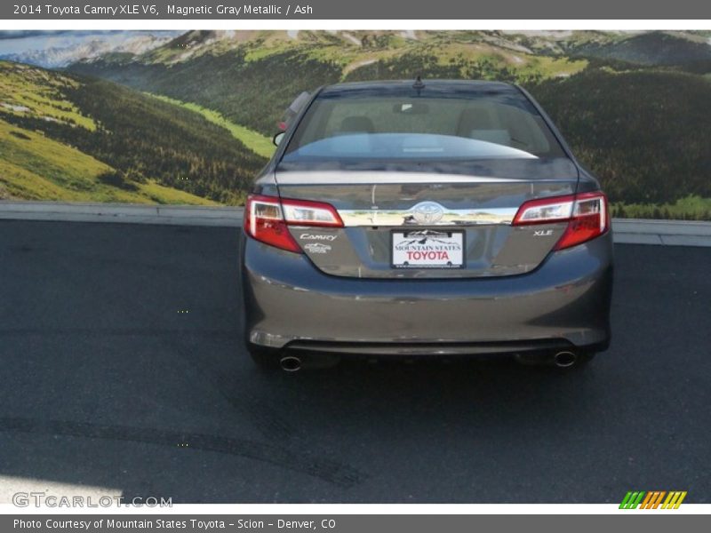 Magnetic Gray Metallic / Ash 2014 Toyota Camry XLE V6