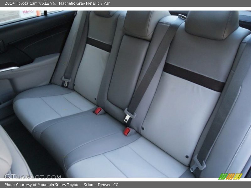 Magnetic Gray Metallic / Ash 2014 Toyota Camry XLE V6