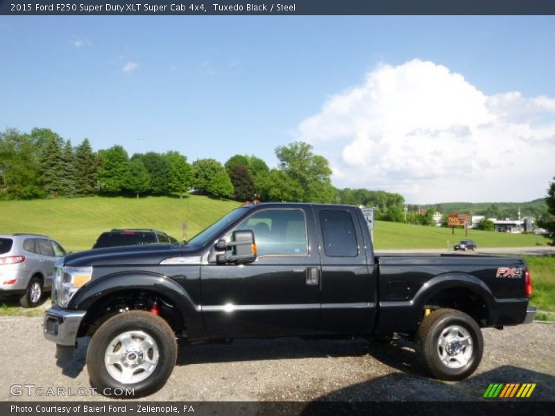  2015 F250 Super Duty XLT Super Cab 4x4 Tuxedo Black