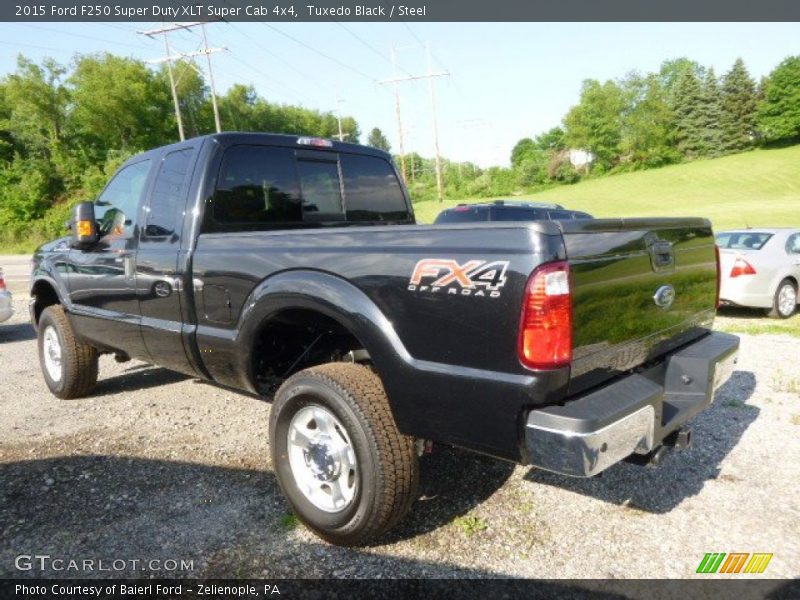 2015 F250 Super Duty XLT Super Cab 4x4 Tuxedo Black