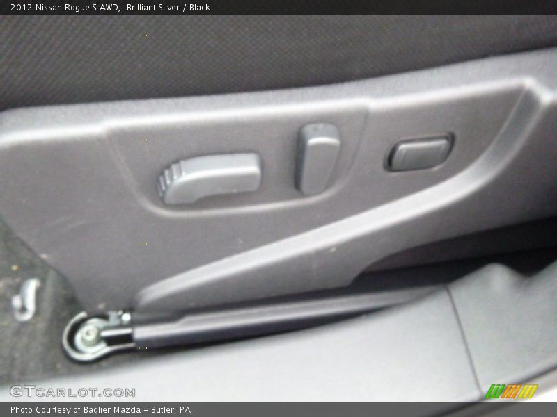 Brilliant Silver / Black 2012 Nissan Rogue S AWD