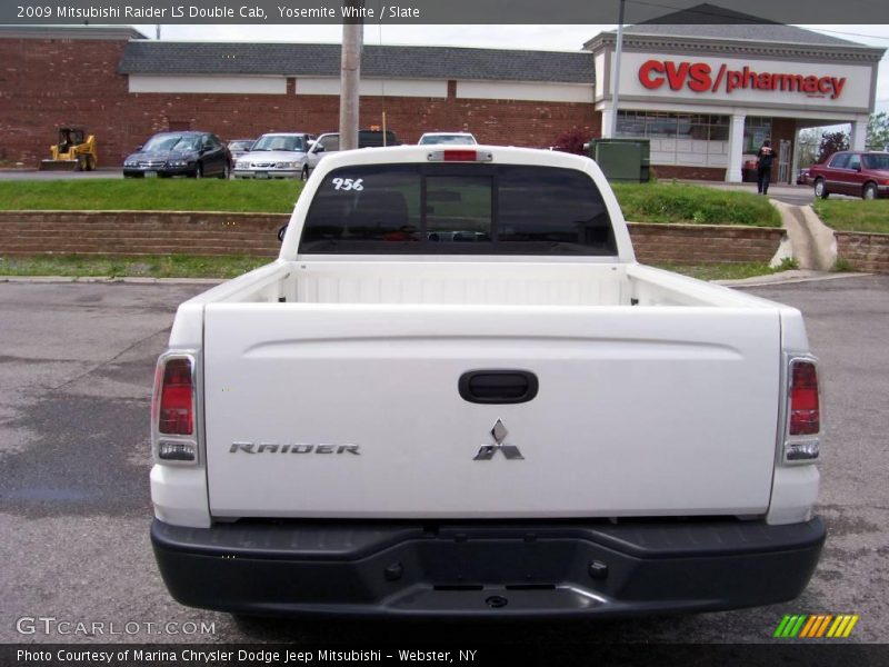 Yosemite White / Slate 2009 Mitsubishi Raider LS Double Cab