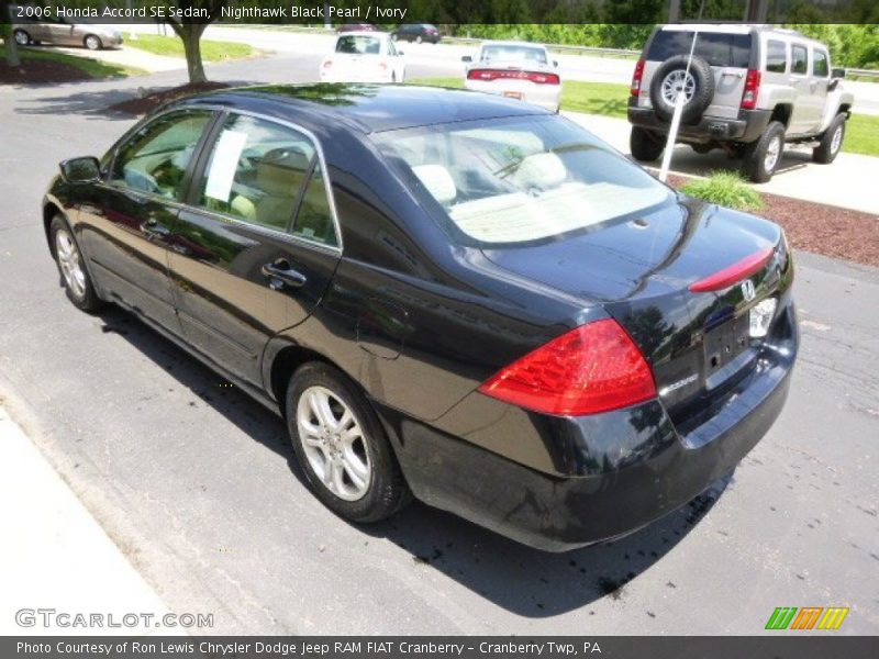 Nighthawk Black Pearl / Ivory 2006 Honda Accord SE Sedan